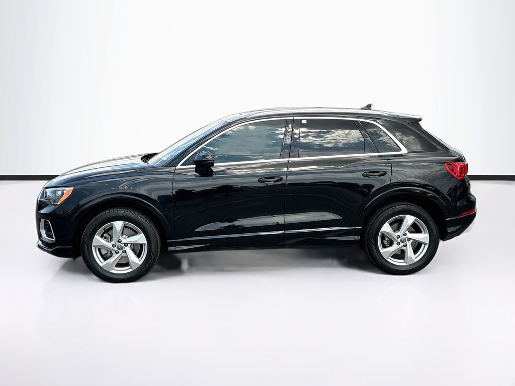 Thumbnail: 2020 Audi Q3 - 8
