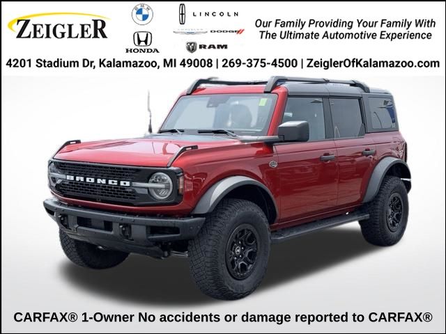 Hot Pepper Red Metallic Tinted Clearcoat 2023 Ford Bronco SUV / Crossover Four-Wheel Drive Automatic
