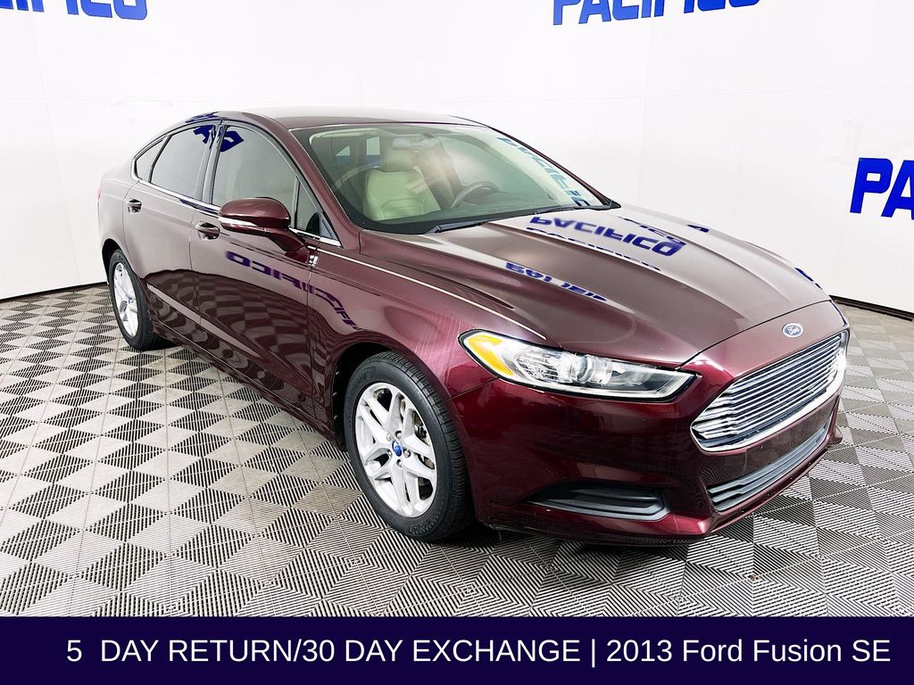 Bordeaux 2013 Ford Fusion SE Sedan Front-Wheel Drive 6-Speed Automatic