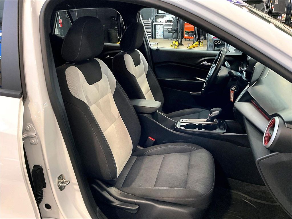2024 Chevrolet Trax — photo 11