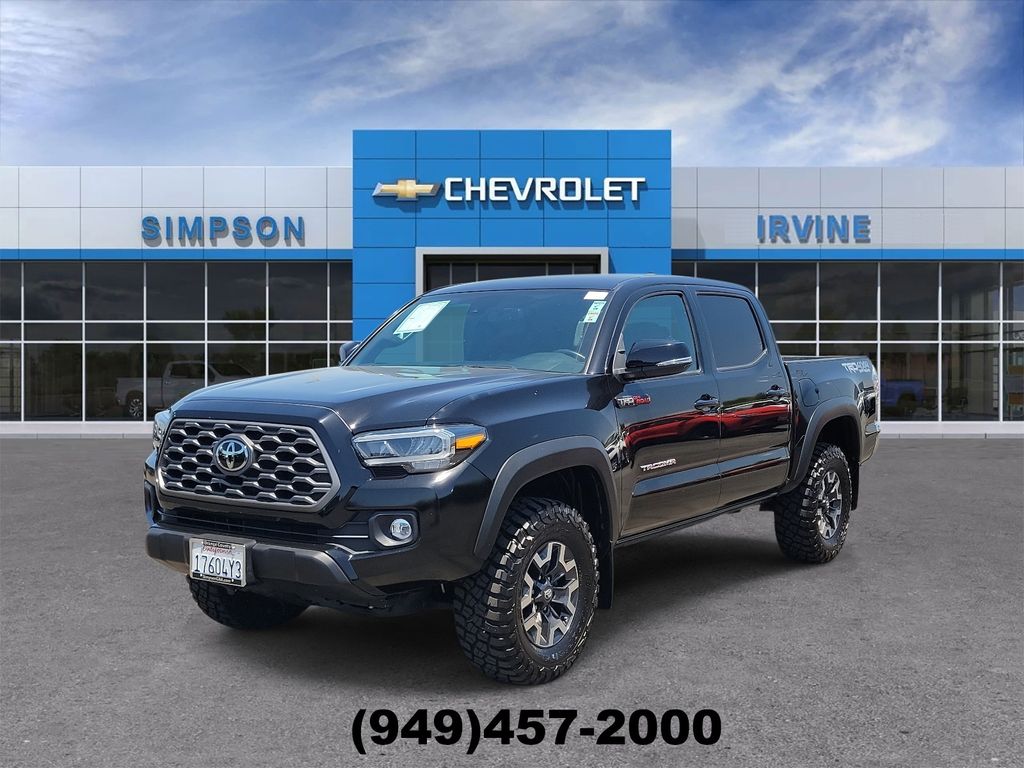 View vehicle photo 4
