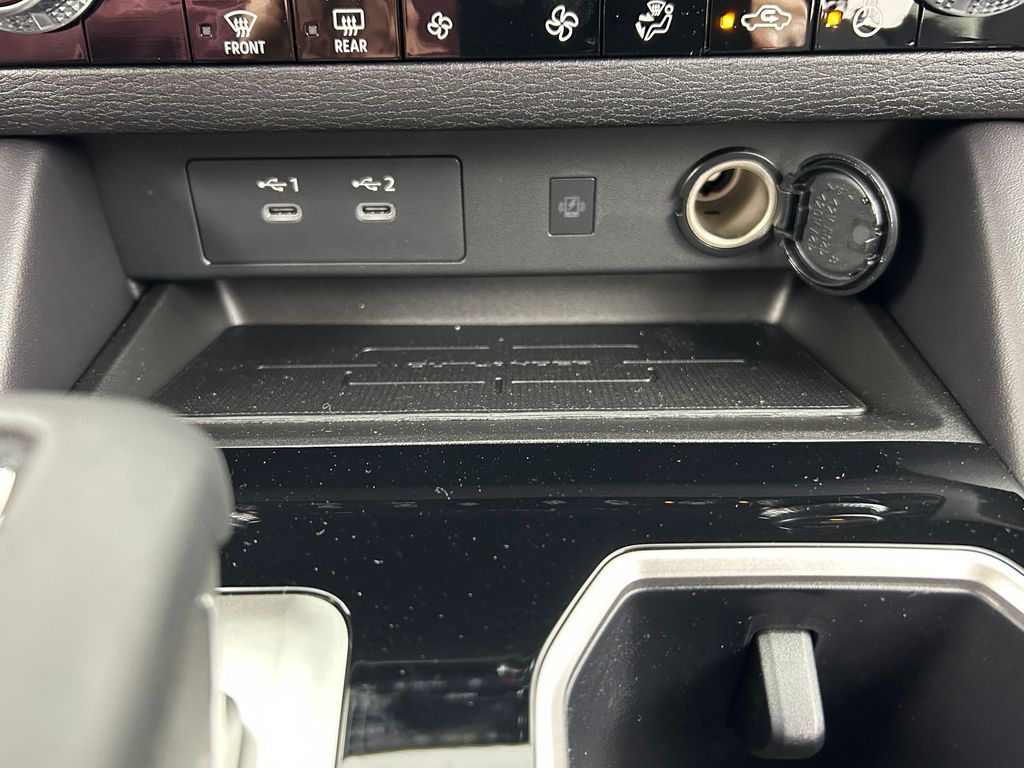 New 2026 Gray Mitsubishi SE image 33