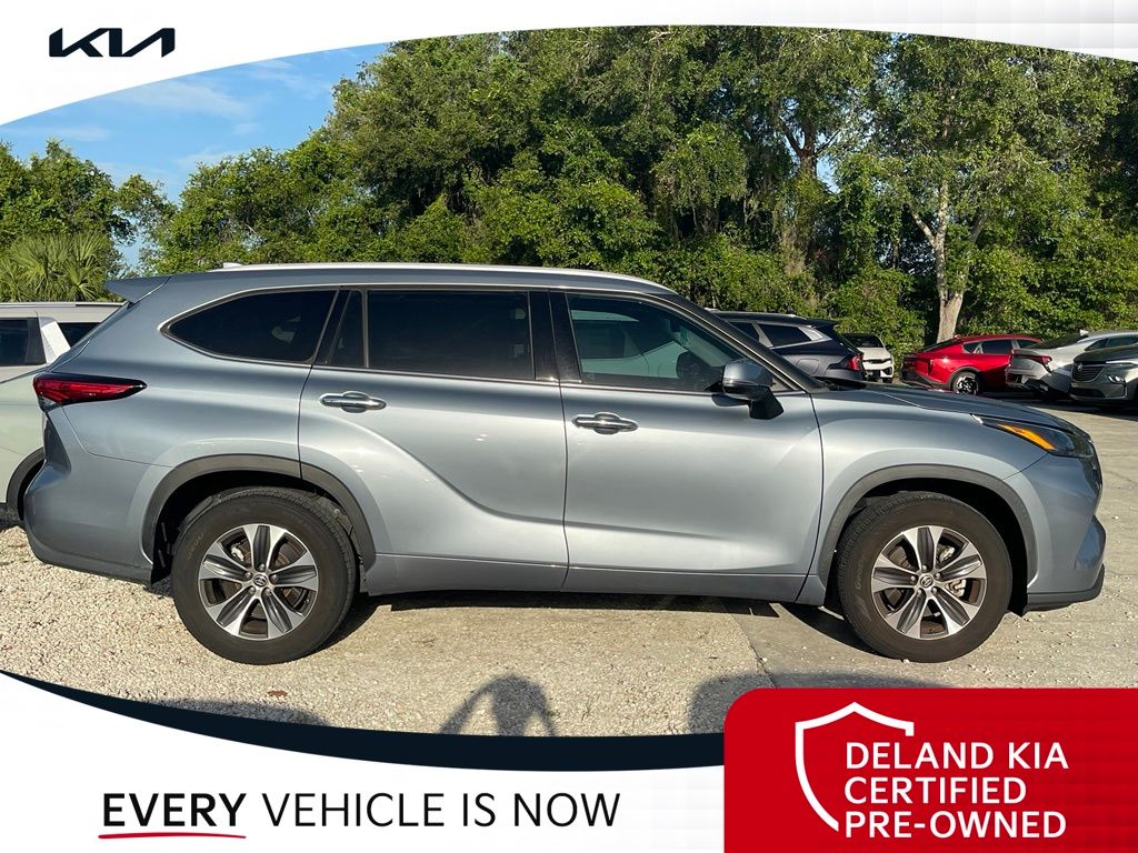 Used 2022 Toyota Highlander SUV