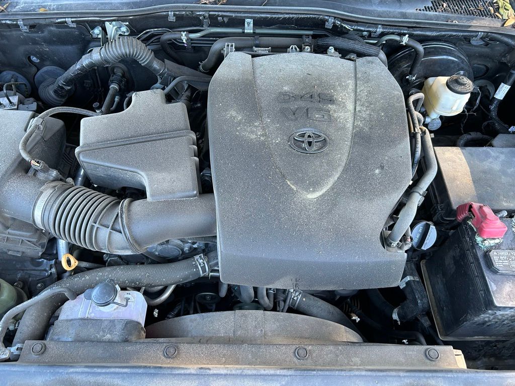 Thumbnail: 2022 Toyota Tacoma - 10