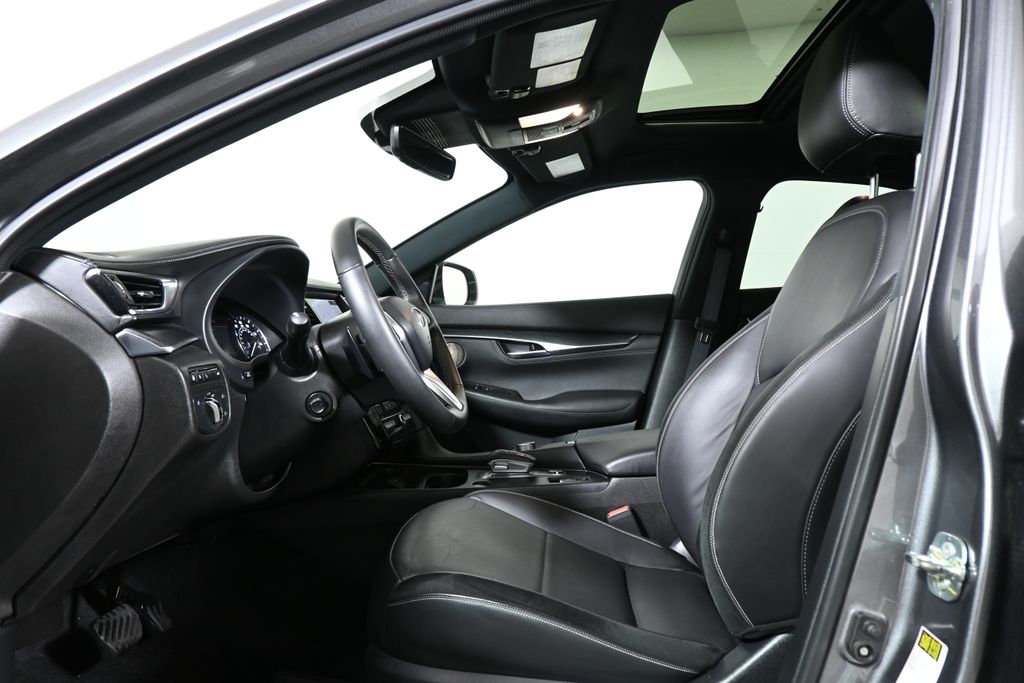 Thumbnail: 2025 INFINITI QX55 - 3