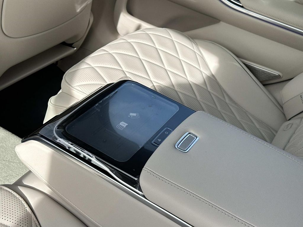 Thumbnail: 2026 Mercedes-Benz S-Class - 21