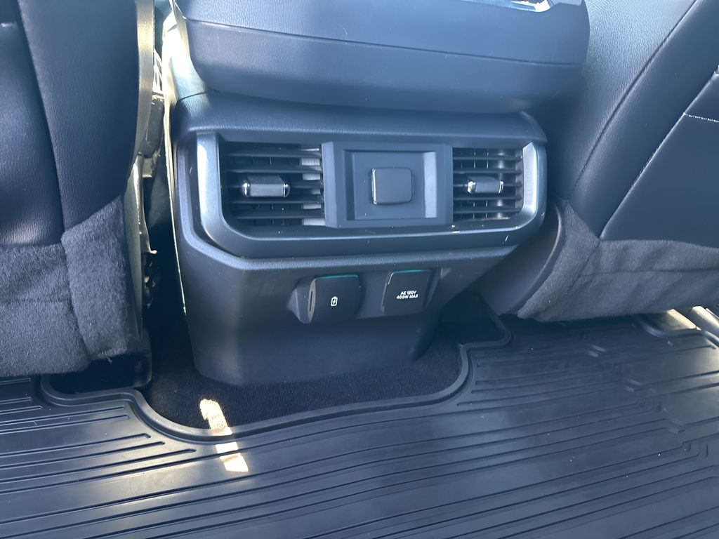 Used Car 2022 Ford F-150  Lariat For Sale Under $40,000 In Austin, Texas