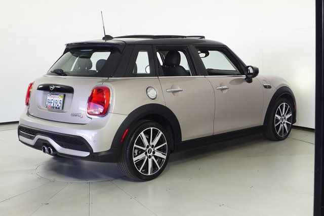 2024 MINI Cooper S 7