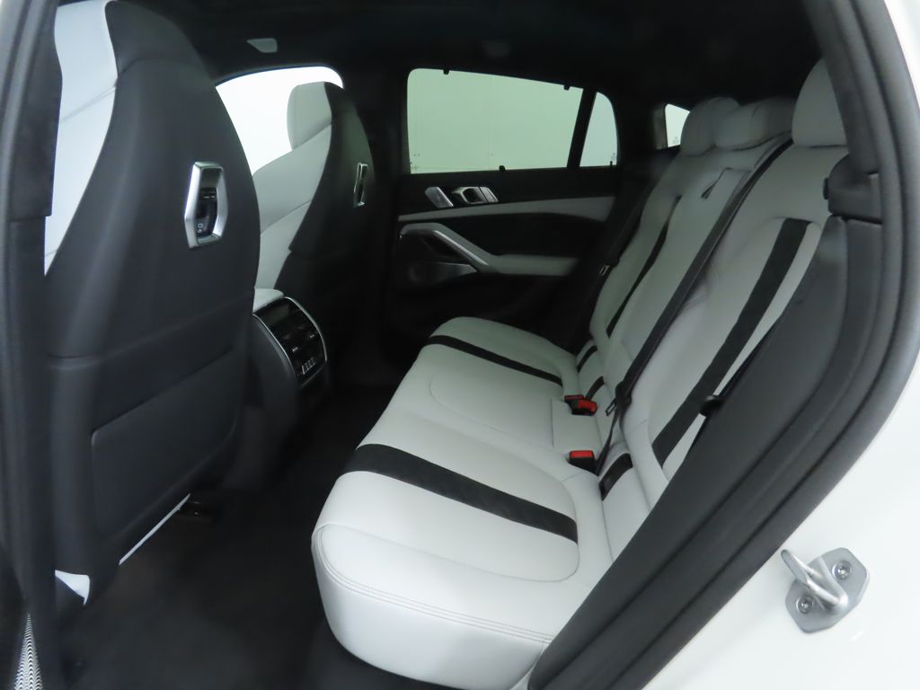 2026 BMW X6 M Competition 23