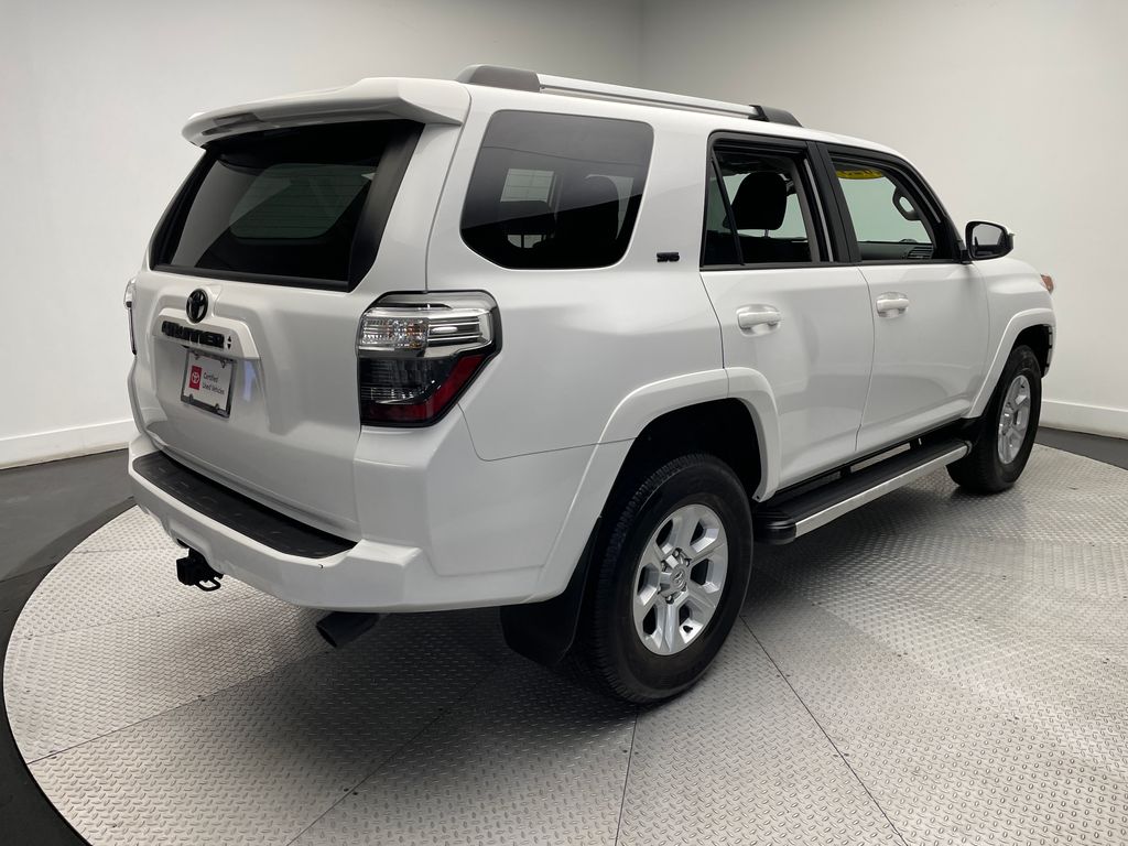 2023 Toyota 4Runner SR5 5