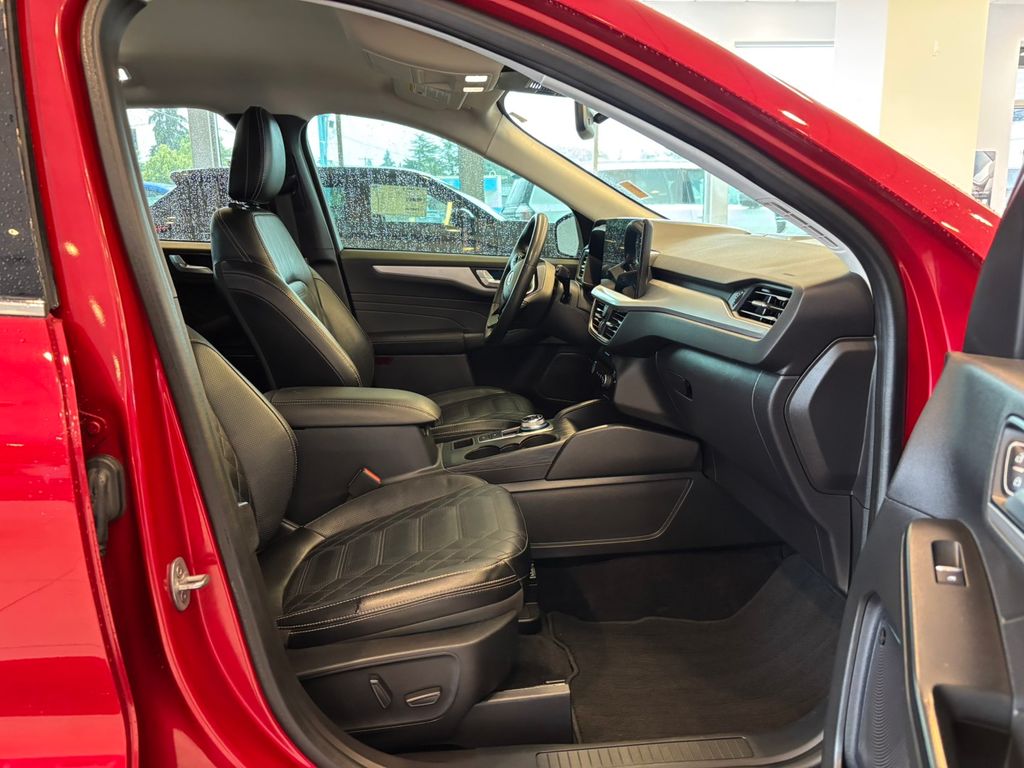 2023 Ford Escape Hybrid Platinum