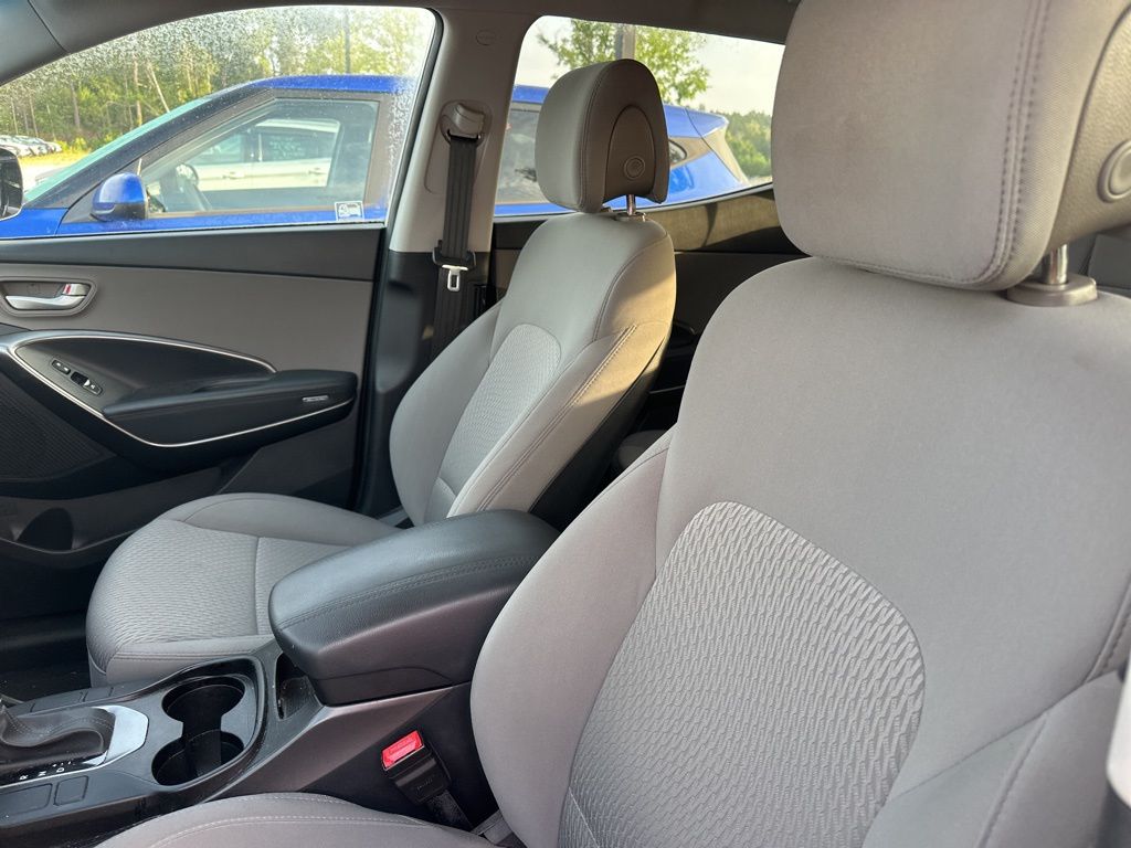 2017 Frost White Pearl Hyundai Santa Fe Sport 2.4 Base AWD SUV