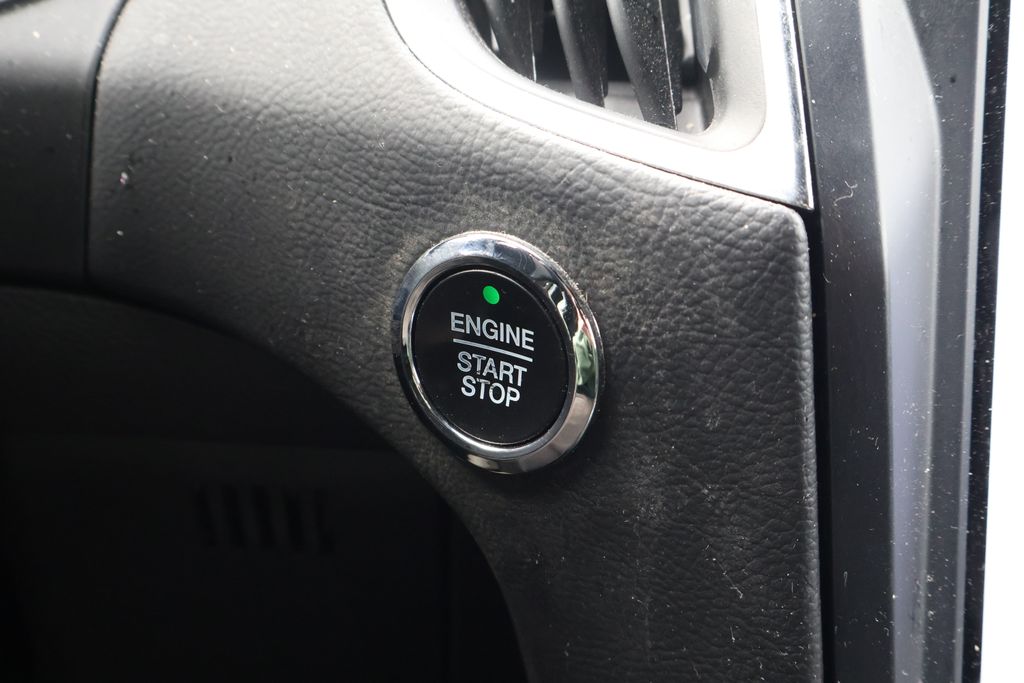 Thumbnail: 2023 Ford Edge - 31