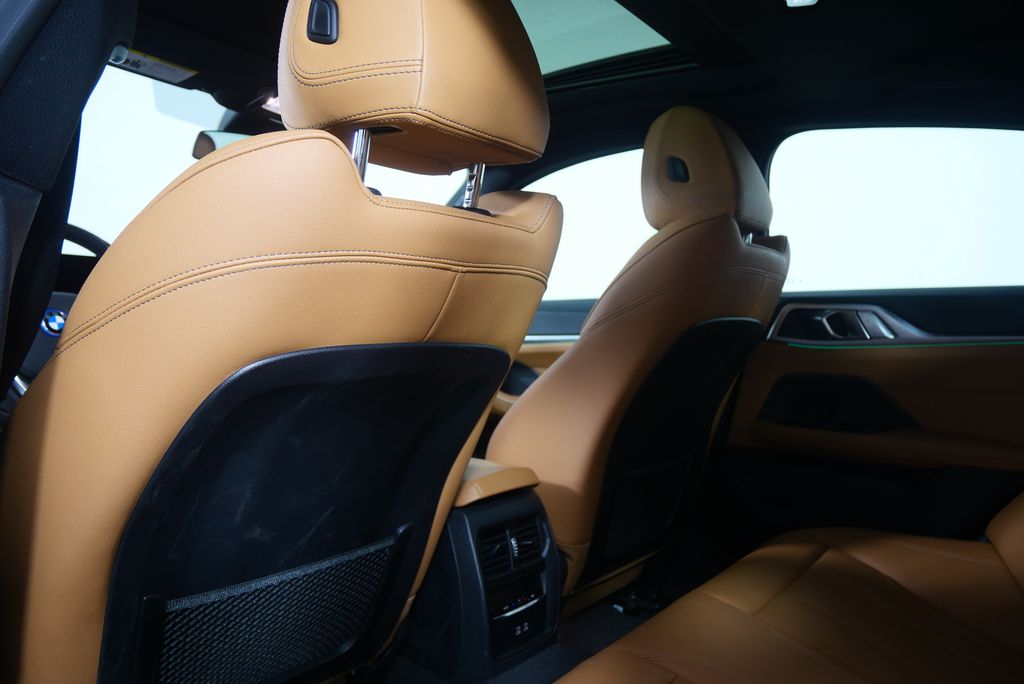 Thumbnail: 2023 BMW i4 - 18