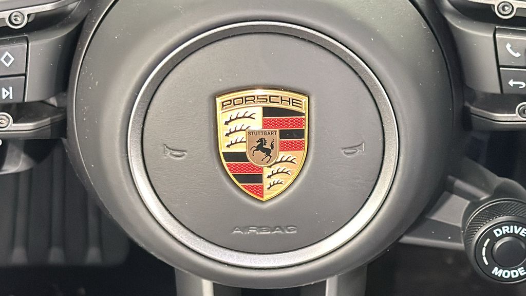 Thumbnail: 2025 Porsche Taycan - 20