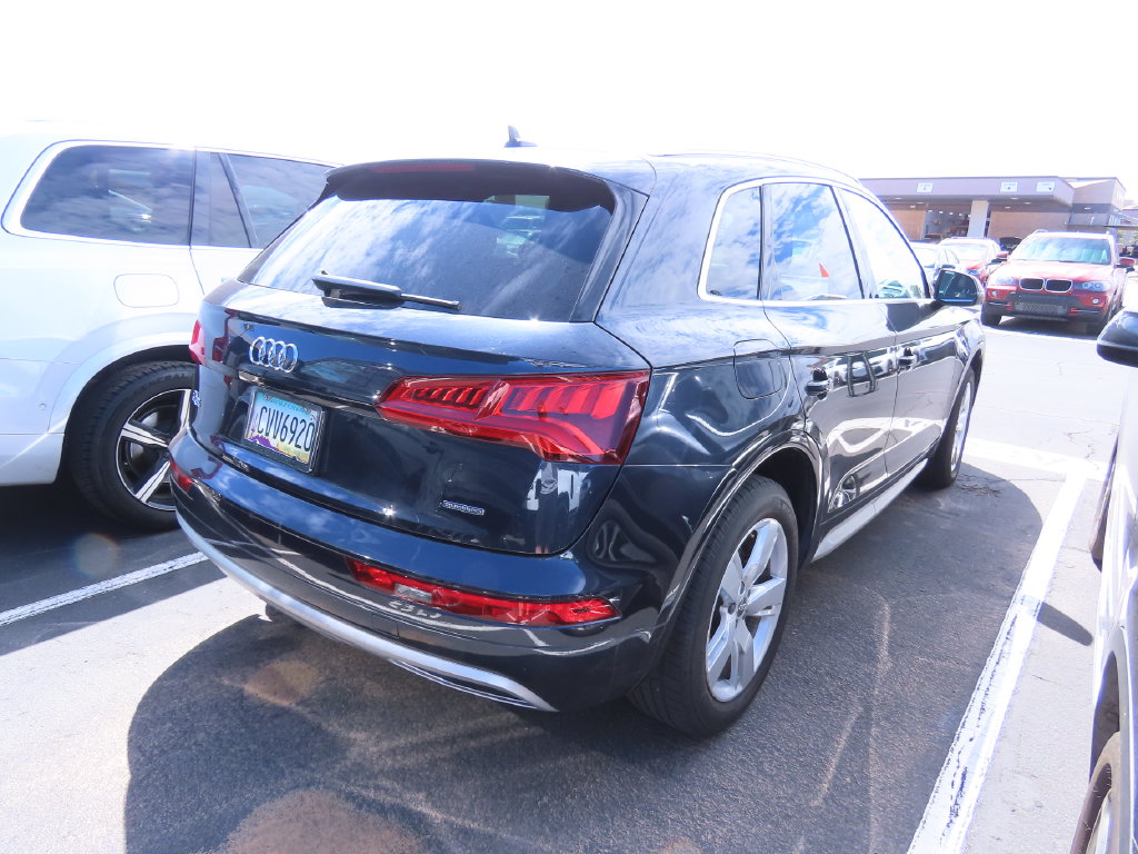 Thumbnail: 2019 Audi Q5 - 4