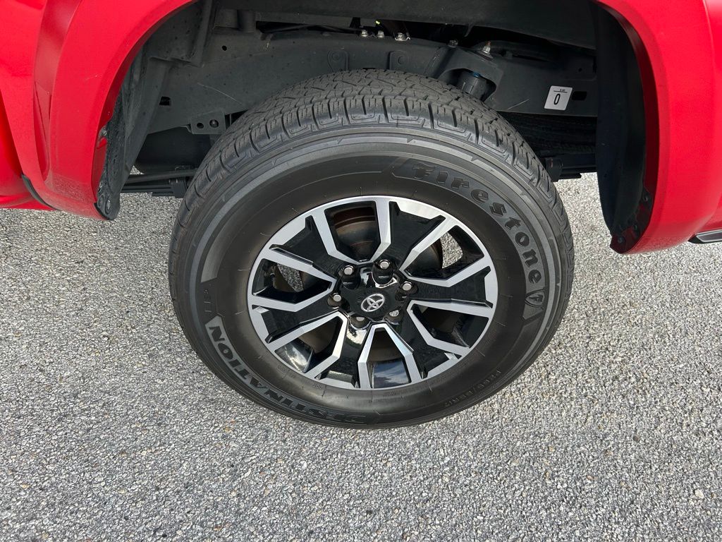 2023 Toyota Tacoma TRD Sport 9