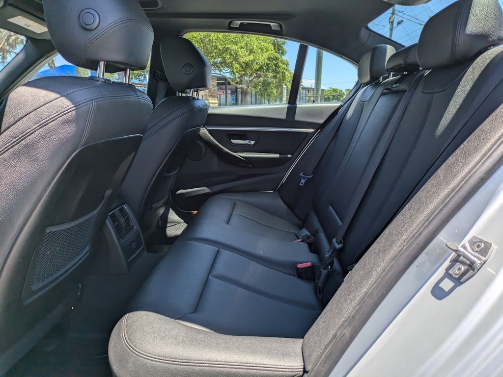 2018 BMW 330i 