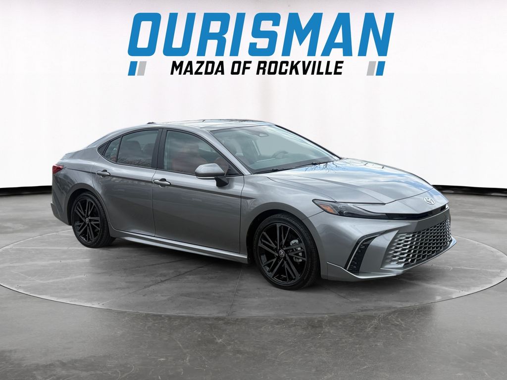 2025 Toyota Camry XSE FWD