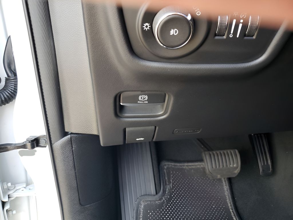 Used Car 2023 Jeep Grand Cherokee  Summit Reserve 4xe For Sale Under $50,000 In Austin, Texas
