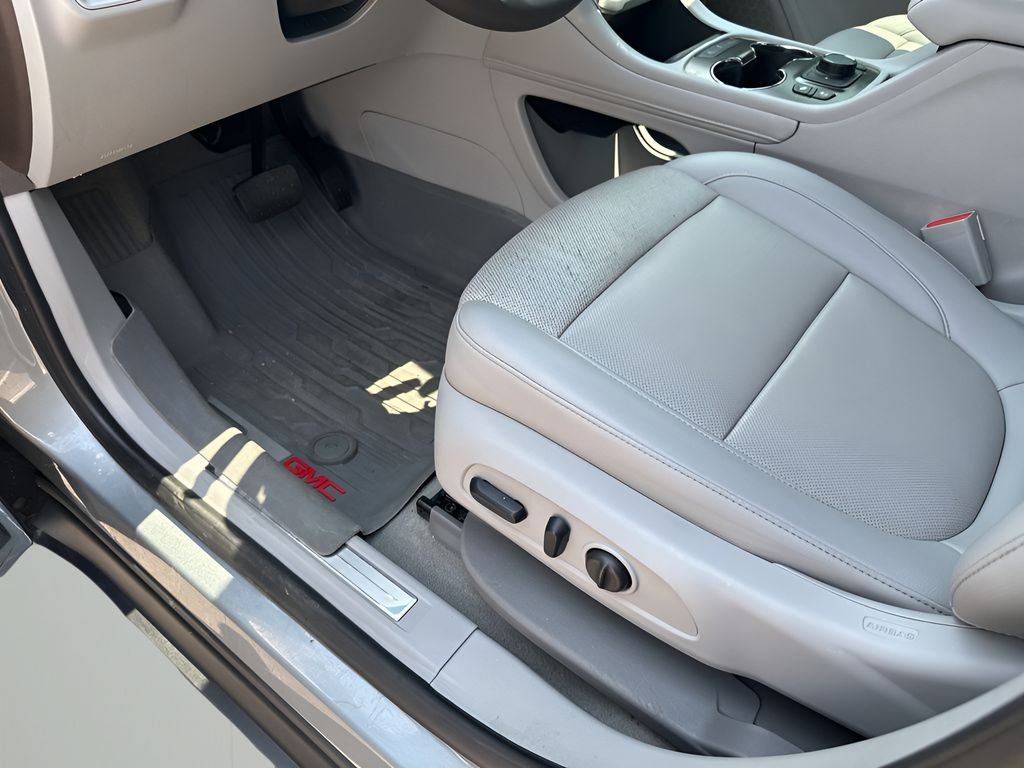 Used Car 2023 Gmc Acadia  Slt For Sale In Austin, Texas