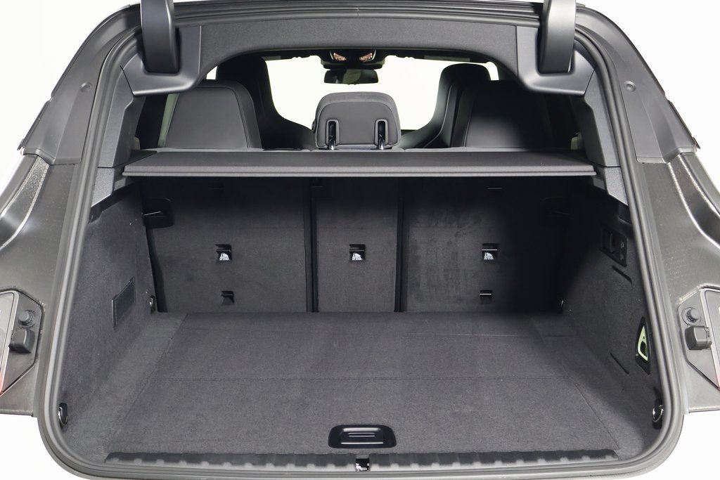 Thumbnail: 2026 BMW iX - 8