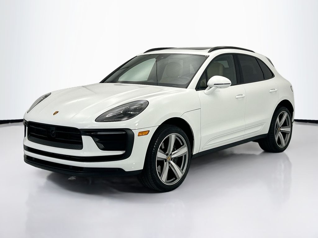 Thumbnail: 2025 Porsche Macan - 1
