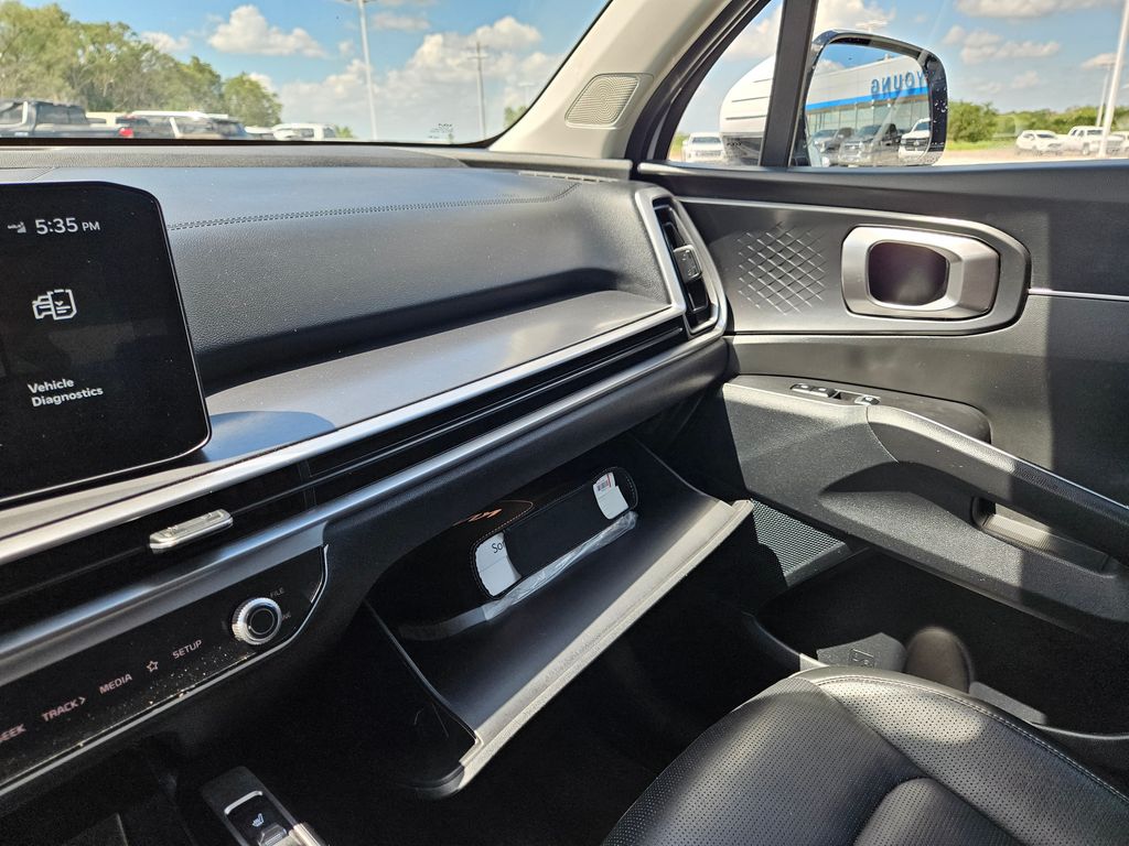 Used 2024 Kia Sorento SUV