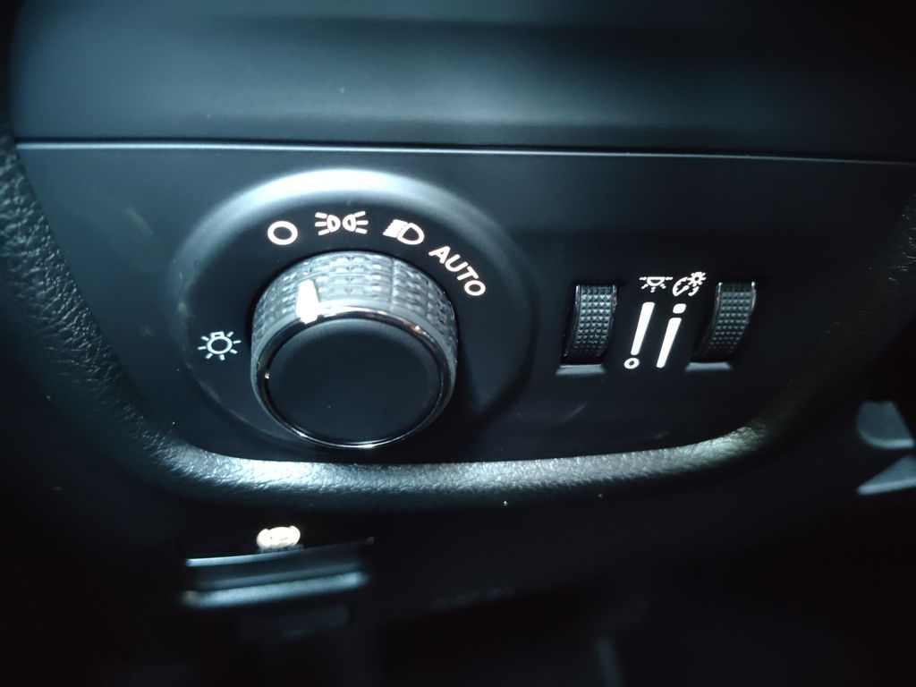 New Car 2025 Jeep Grand Cherokee  Laredo For Sale Under $35,000 In Austin, Texas