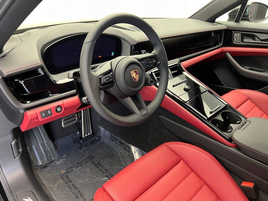 Thumbnail: 2025 Porsche Panamera - 4