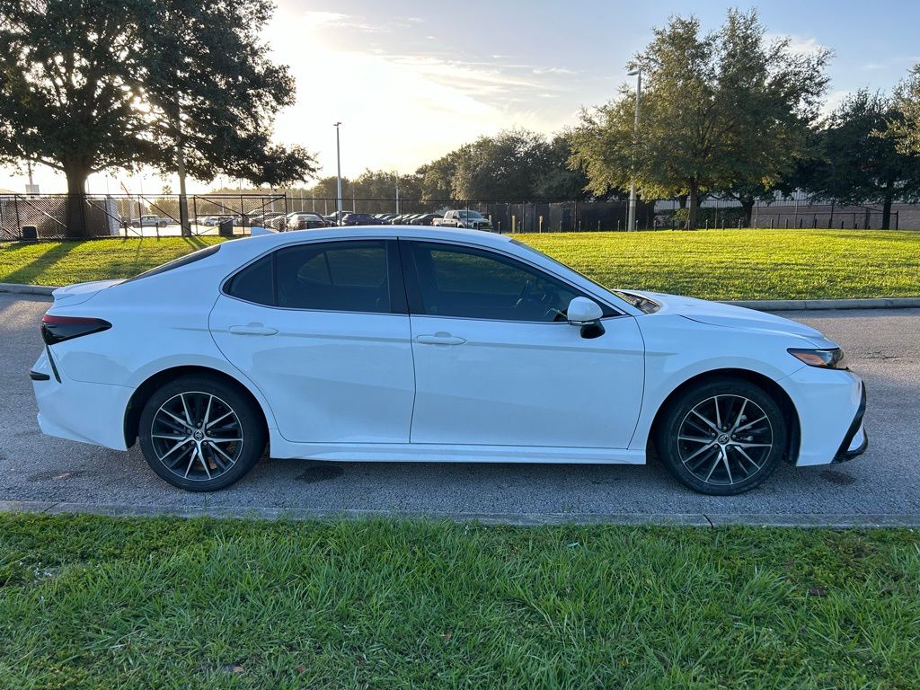 Thumbnail: 2024 Toyota Camry - 6