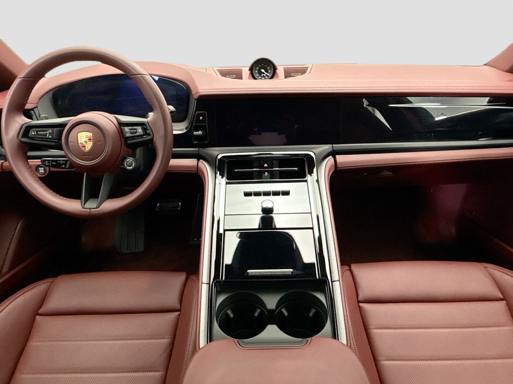 Thumbnail: 2026 Porsche Panamera - 16