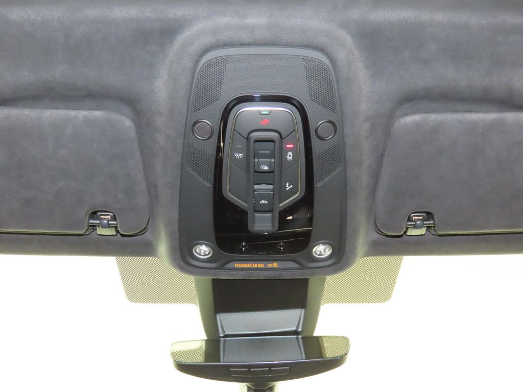 Thumbnail: 2026 Audi SQ7 - 21