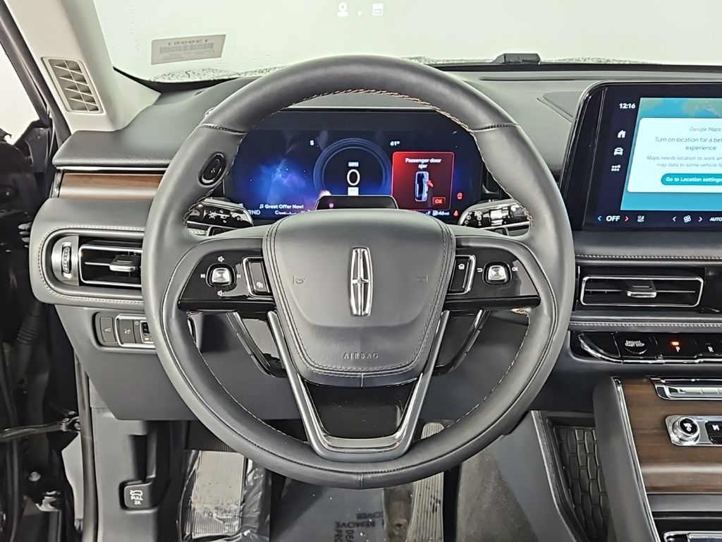 Thumbnail: 2025 Lincoln Aviator - 26