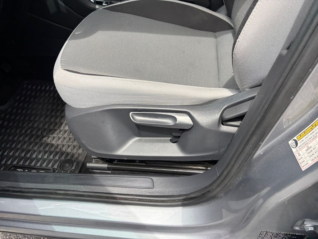 Used Car 2024 Volkswagen Taos  1.5t S For Sale Under $25,000 In Austin, Texas