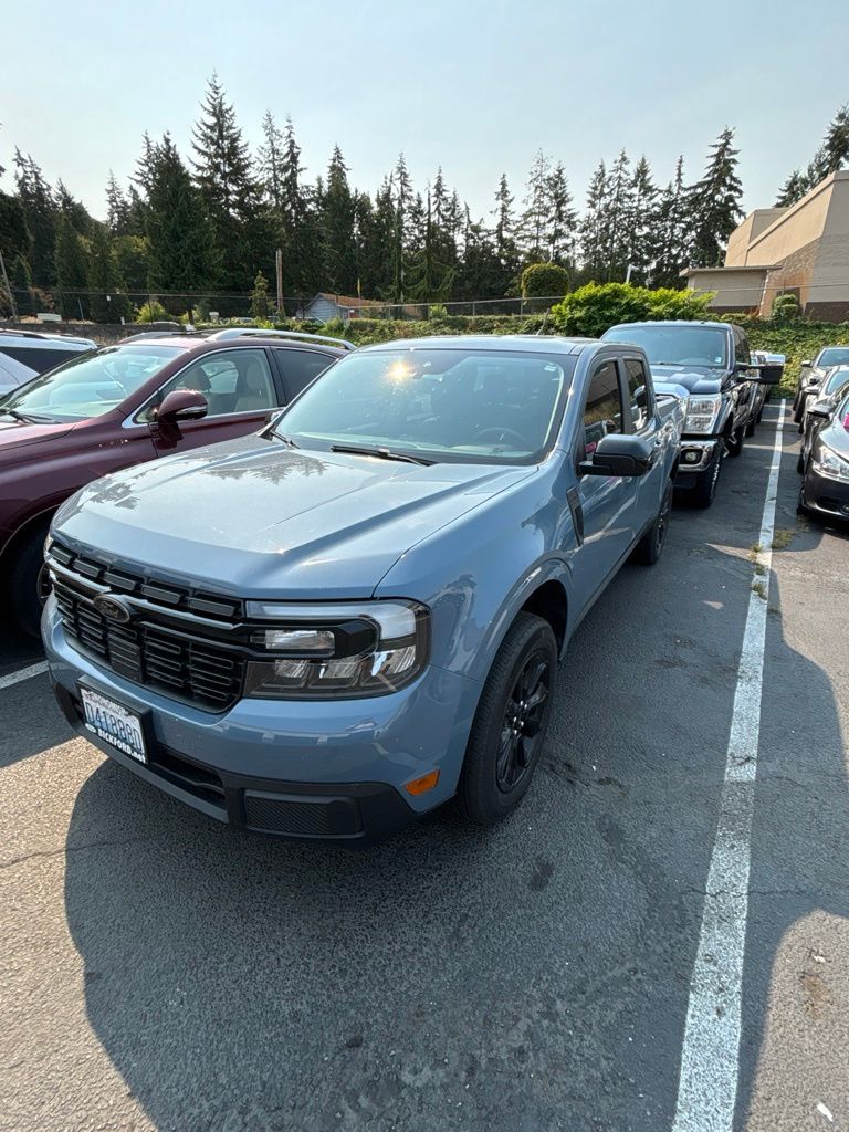 Blue (Azure Gray Metallic Tri-Coat) 2024 Ford Maverick Pickup Truck Front-Wheel Drive Continuously Variable Transmission