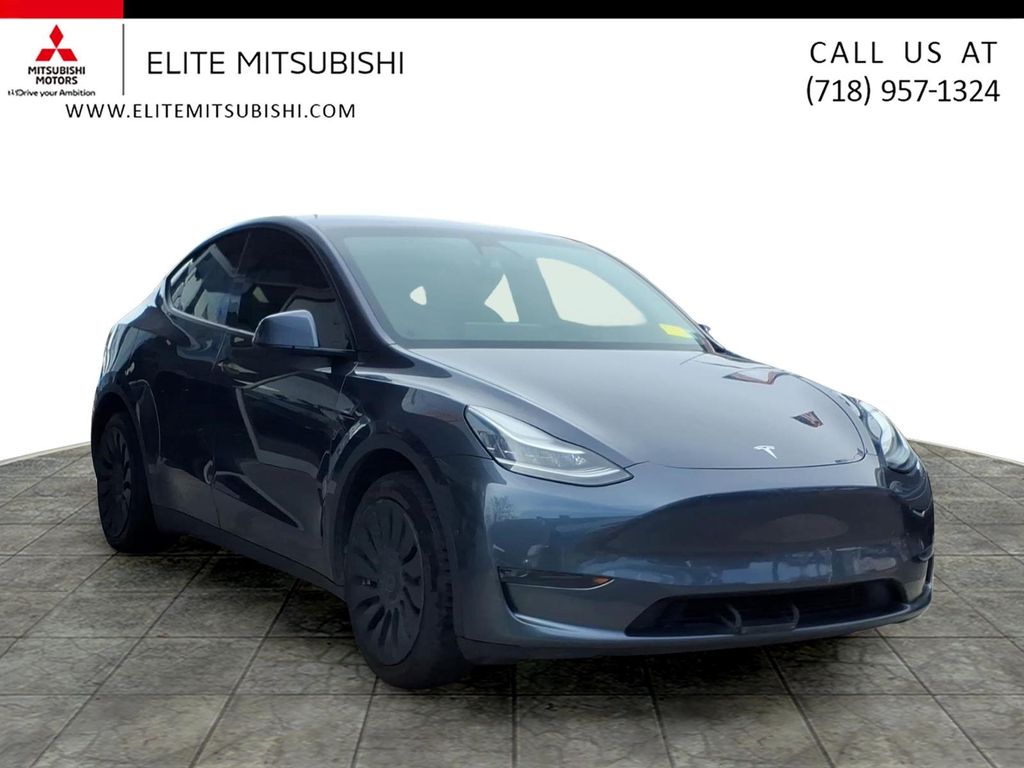 2020 Tesla Model Y Performance Dual Motor All-Wheel Drive's photo