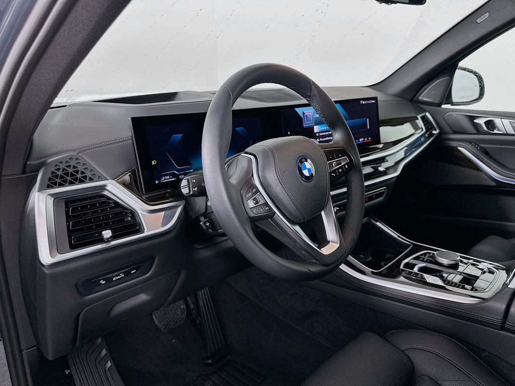 Thumbnail: 2025 BMW X5 - 9