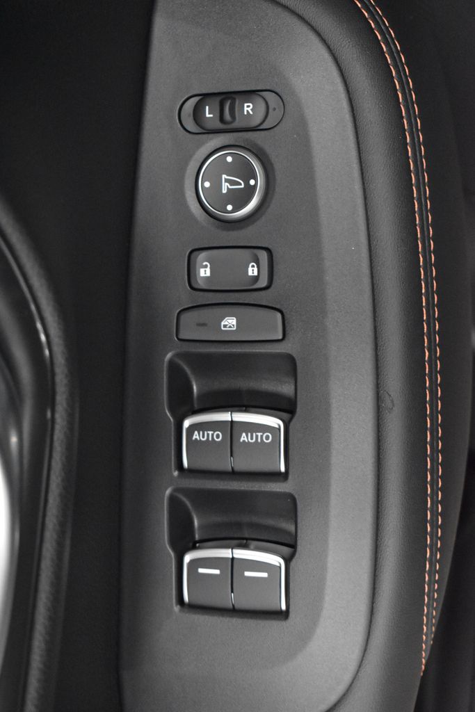 2025 Honda HR-V Sport 9