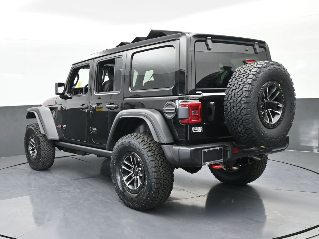 New 2026 Black Clearcoat Jeep Rubicon image 4