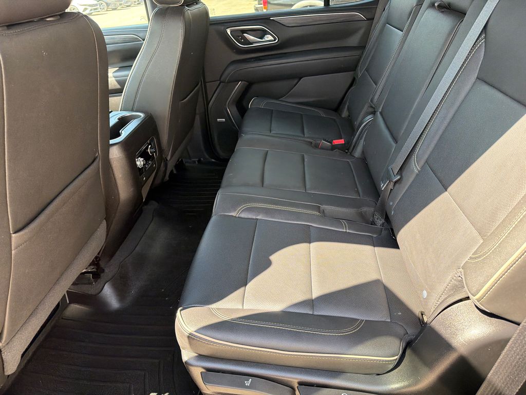 Used 2023 Black GMC SLT image 15