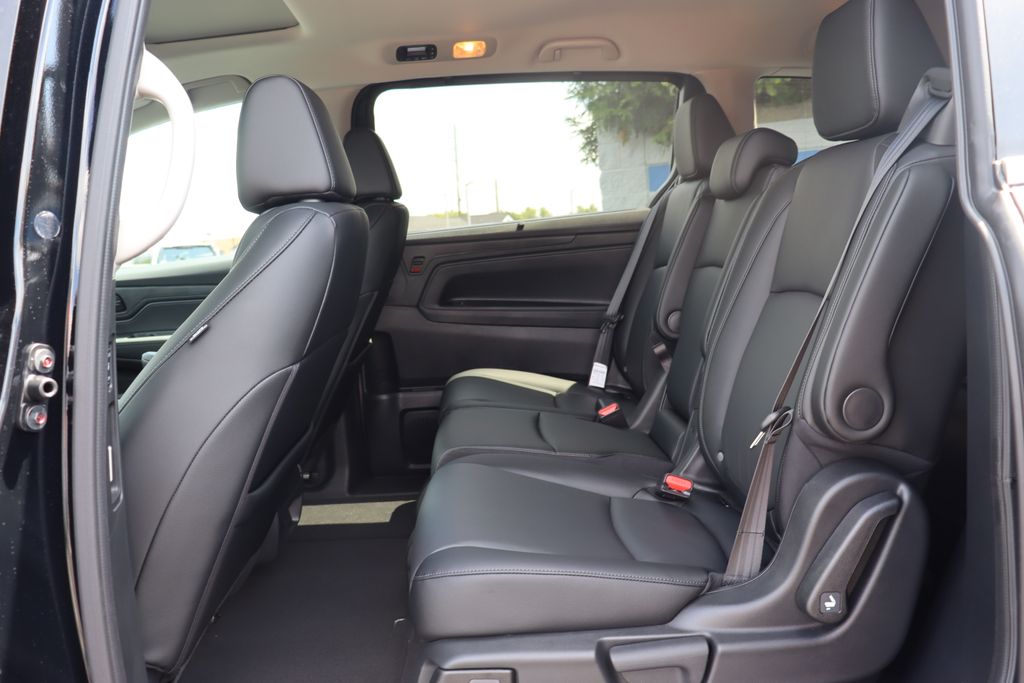 Thumbnail: 2026 Honda Odyssey - 11