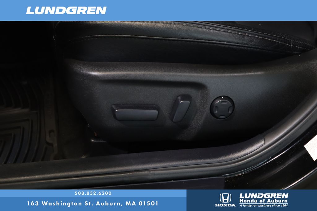 Used 2015 Toyota Avalon Sedan