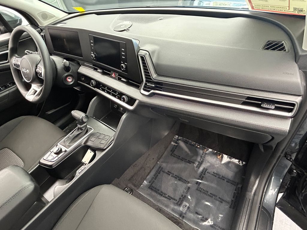 Used 2024 Gravity Gray Kia LX image 36