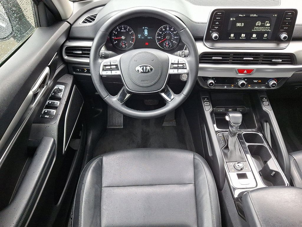 2020 Kia Telluride S 12