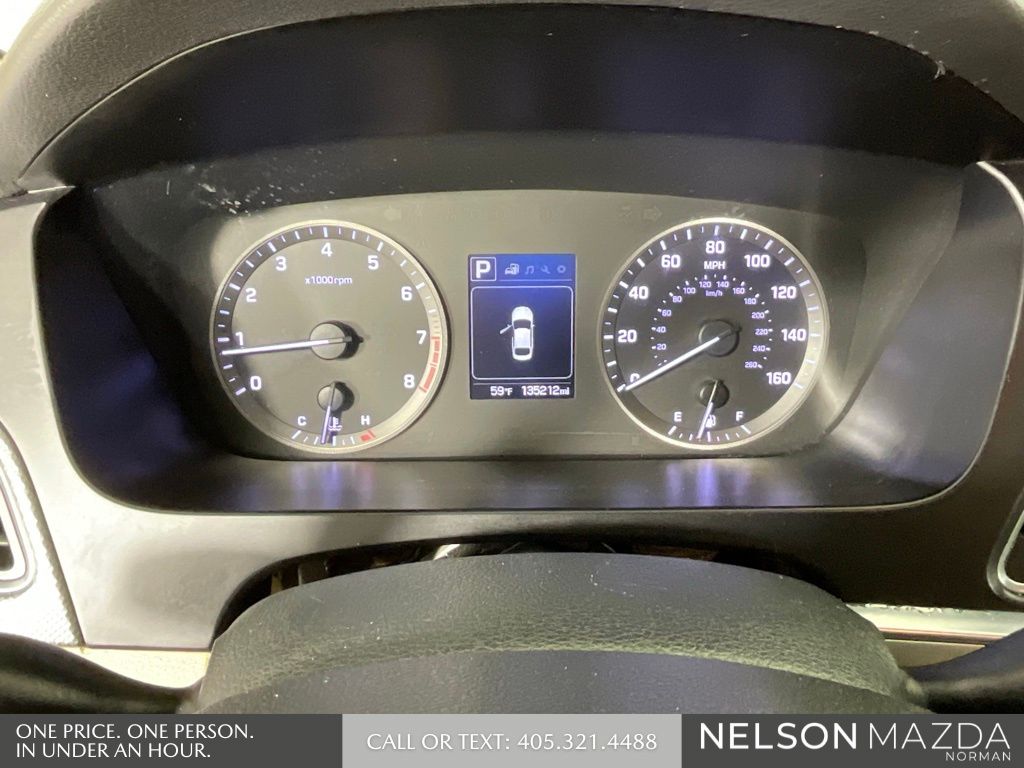 Used 2016 Blue Hyundai Base image 34