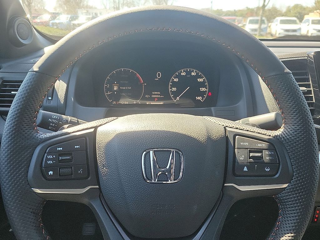 Thumbnail: 2025 Honda Ridgeline - 11