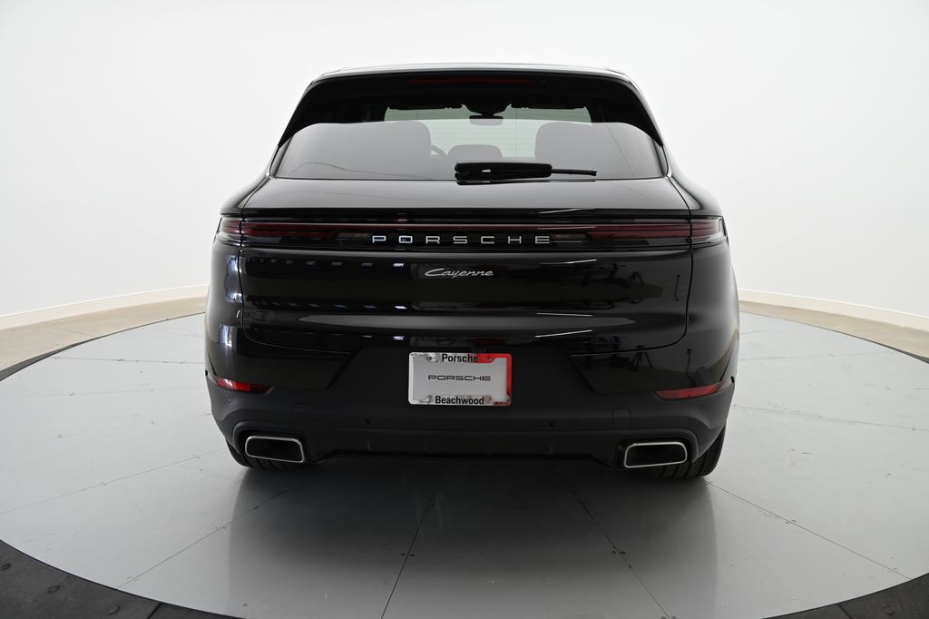 2024 Porsche Cayenne  3