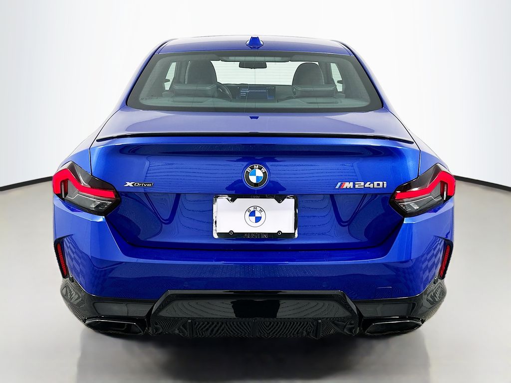 Thumbnail: 2024 BMW 2 Series - 6