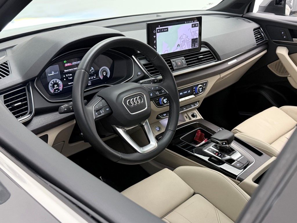 Thumbnail: 2022 Audi Q5 - 28